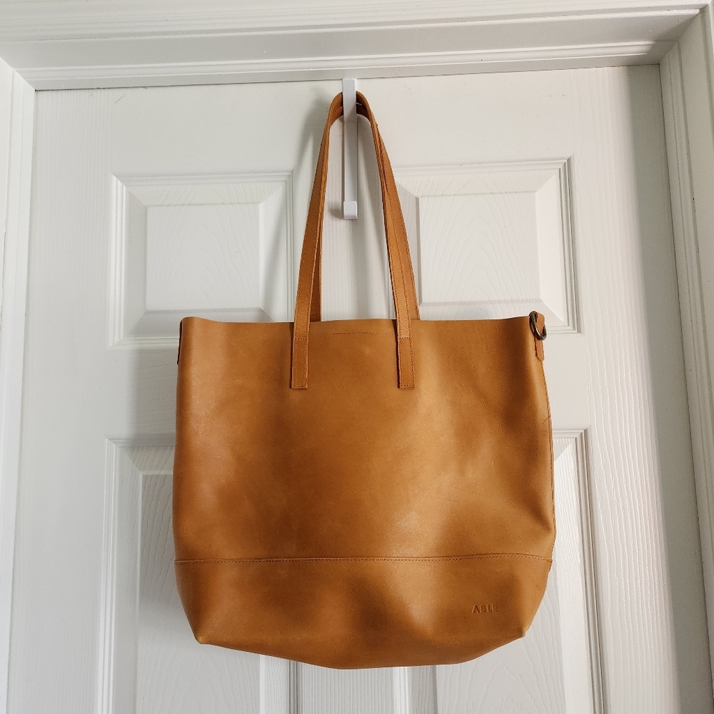 Able Abera tote in cognac